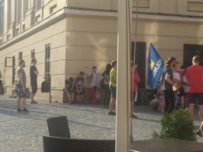 17witcher - No no, ten protest w #Lublin to się dobrze zapowiada, mamy kilku mirków, ...
