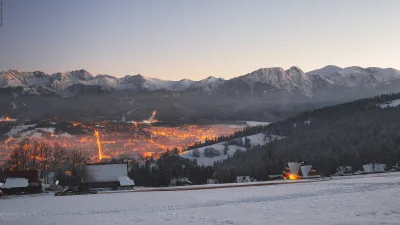 HulajDuszaToLipa - Zamrożone Zakopane o zmierzchu
SPOILER
24mm 15sec f/8 ISO100

...