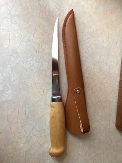 Prince_Gumball - Do czego służy ten nóż? Jest giętki. Do filetowania ryb? 
#knifebone...