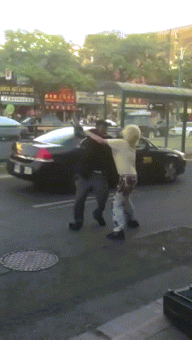 Morteno - #kikut #streetfight #ochroniarz #gownowpis #humorobrazkowy #gif