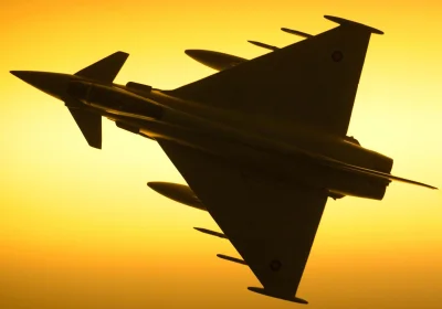 Rajtuz - Typhoon F2.
#samoloty #aircraftboners #wojsko #tapeta #fotografia