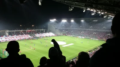 rMp77 - @polik95: cholera no ( ͡° ʖ̯ ͡°)
Ale tak jak mówiłeś, nowy stadion zrobił wra...