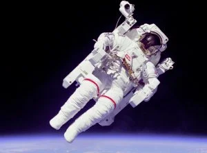 rafek1241 - #bedziebanczyniebedzie #kosmonauta 

( ͡° ͜ʖ ͡°)