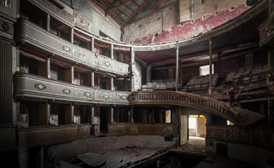 Kasiolo - Opuszczony teatr, Włochy
#urbex #teatr #fotografia