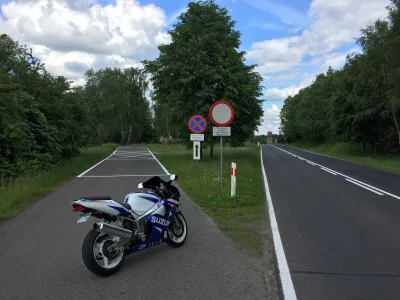 WiewiurPL - Moj GIX. Obecnie stoi i czeka na pogodę bo nad morzem latem oczywiście pa...