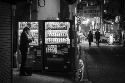 itmightgetloud - Fotograf ze mnie zaden, ale lubie strasznie klimat Tokio noca..

#...