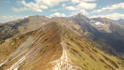 Chlopakjakz_plakatu - @n3sta: Ja pojechalem sam w tatry i to byla jedna z lepszych wy...