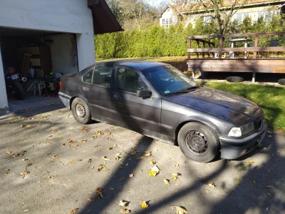 pasiaty - No elo 
Moje pierwsze auto
#chwalisie #pokazauto #gruz #e36 #driftgruz