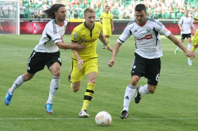 K.....o - To jak dziś będzie wyglądał mecz Legia - Borussia? : D
Jaki będzie wynik?