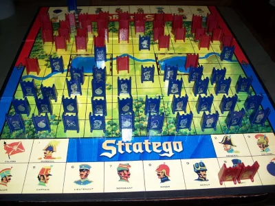 Volter - @okraska: wygląda jak jakaś modyfikacja gry Stratego