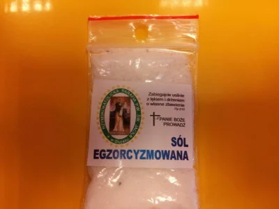laleczkaZsaskiej - > Egzorcyzmowana sól oddziałuje na dane miejsce poprzez rozsypanie...