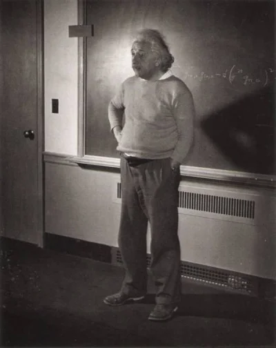 4x80 - Jej jaka to fleja była. 

Albert Einstein in his study at Princeton, New Jers...