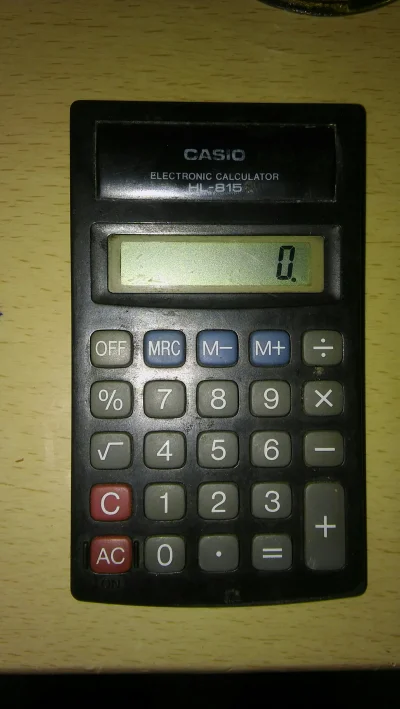 atrax15 - Stary dobry kalkulator, a nie jakieś popierdòłki #technologia #gimbynieznaj...
