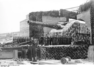 quiksilver - 40,6 cm Schnelladekanone C/34 (nieoficjalna nazwa: Adolfkanone – działo ...