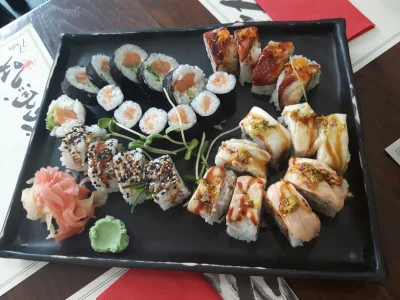 mazsynojciec - #nakaca #sushi #pozerosiedem #pokazdupe #pozdrawiamludziktorzyjuzniewr...