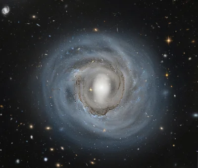 d.....4 - NGC 4921

#kosmos #astronomia #conocjednagalaktyka #dobranoc
