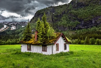 wogbius - Opuszczona chatka w okolicy Hemsedal, Norwegia.
#earthporn #natura #mozeby...