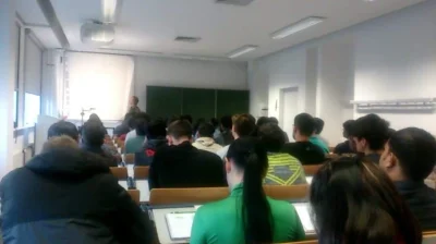 WallaceMia - @Mads_Eriksen: ja na swoich studiach w Niemczech w mojej klasie mam 90 %...
