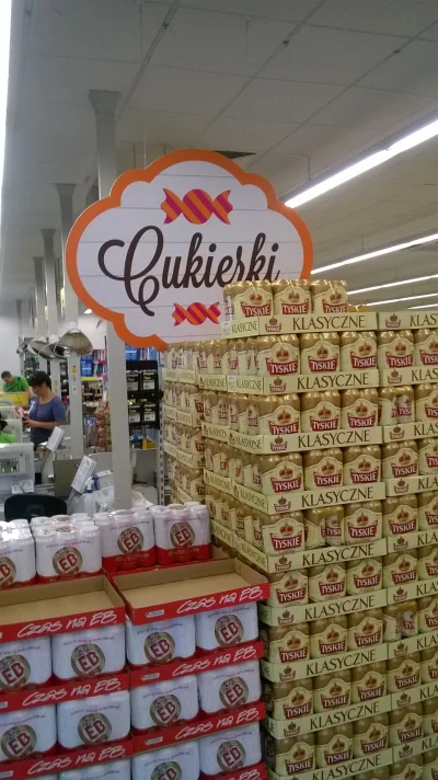 mawik - A w Biedrze promocja na cukierki na wejsciu :)
Troche #heheszki #mistrzowiep...