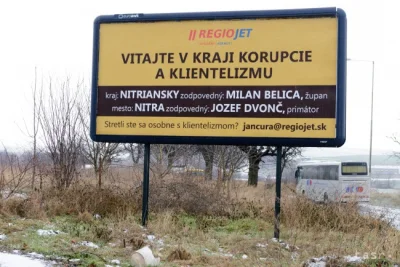 anka942 - Takie billboardy zawisły na Słowacji po tym jak przewoźnik Regio Jet nie do...