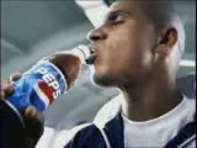 k.....1 - @Pooodi: @kszyhoop: Jeśli chodzi o piłkarskie reklamy Pepsi, mnie najbardzi...
