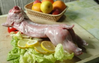 dumelosw - Pasztet z królika, czernina, a mięso samo zdrowie ( ͡° ͜ʖ ͡°)