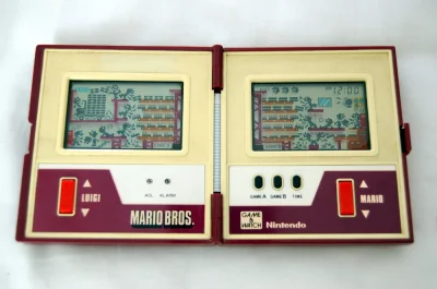 owijka - @ventillo: może Nintendo Game And Watch? :)