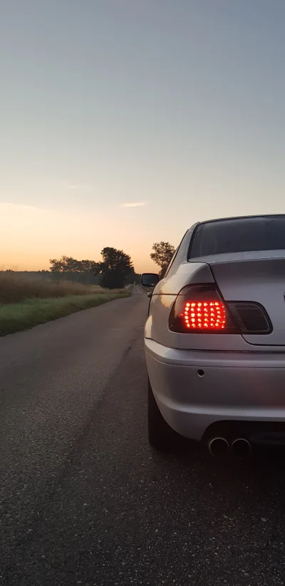 EL98 - Także mirki mój pierwszy sebkowóz który mam już pół roku, bmw e46 1.9 w beznzy...