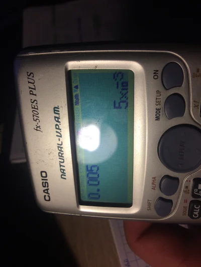 wiorekogorek - Dlaczego kalkulator pokazuje mi taki wynik? Nawet jeżeli podzielę 0,01...