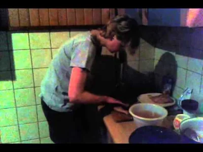 RzecznikWykopu - W poniższym #gotujzmelinem koberka w krótkich spodenkach przygotowuj...