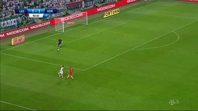 Koli96 - Jakub Rzeźniczak w ostatniej akcji meczu próbuje swoich sił 1v1 i Legia prze...