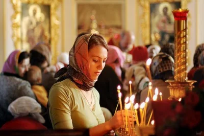 p.....r - @idiot: Tylko, że zakrywanie włosów przez kobiety (i to nie tylko w kościel...