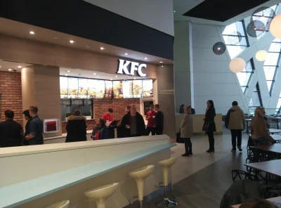 R.....y - #kfc #bydgoszcz 

Zielone Arkady: pusto ( ͡° ͜ʖ ͡°)