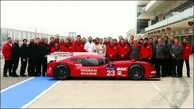 bluehead - Nismo Team na Silverstone :-) W zeszłym roku był trójkątny batmobil, w tym...