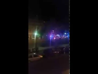jwitos - Strzelanina na dachu Bataclan. https://www.youtube.com/watch?v=nZSIbutV8w8&s...