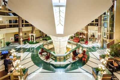 marcin0208 - Oto lobby hotelu im jana pawła II na ostrowie tumskim we wrocławiu xD im...