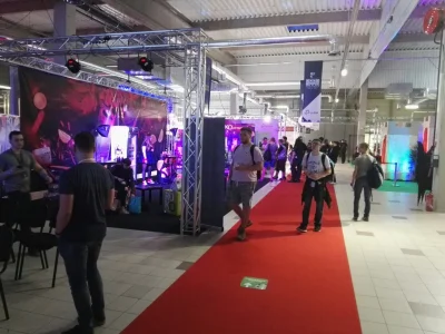 Sairus - Jest tu kto? Halo!
#comiccon #warszawa #cosplay #csgo #cebula #fanty #gratis...