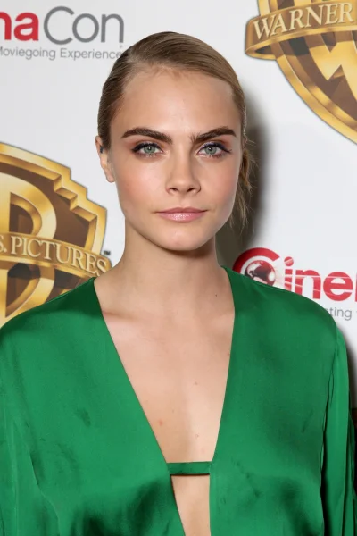 B.....s - #bojowkacary #caradelevingne #ladnapani