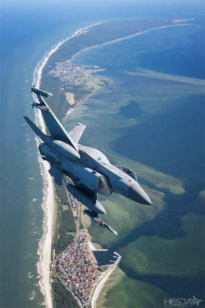 sropo - F16 nad półwyspem helskim 
_______________________
Zapraszam wszystkich do ...