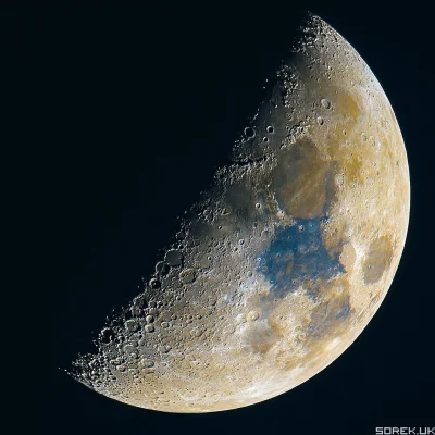 sorek - Księżyc jak się odpowiednio wyciągnie to ma świetne kolory ( ͡º ͜ʖ͡º)