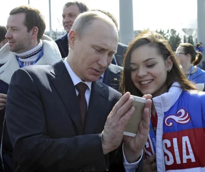 TauCeti - tak oto Putin chroni swoje odciski palców
#rosja #putin #ciekawostki