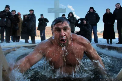 a.....1 - Zdjęcia zimowego #sanktpetersburg 
http://www.rferl.org/media/photogallery...