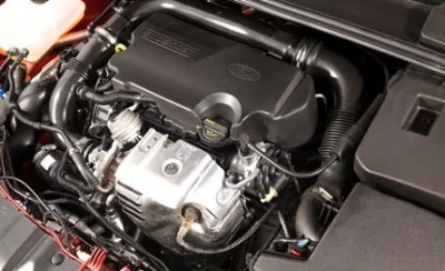 reddin - @EXCV: Obecnie mam zastępczy Forda Focus 2015 rok z 999cc turbo ma 123 KM be...