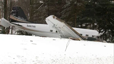 M.....9 - 75 letni samolot DC-3 (N467KS) rozbił się wczoraj (21.01.2019) podczas star...