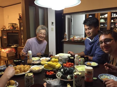 derylio1 - Dzisiaj kolacja z babcia kumpla z #japonia :) troche ciezko sie dogadac al...