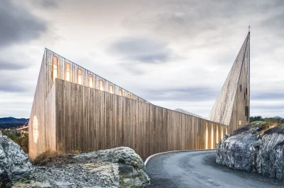 L.....w - Kościów w Knarvik, Norwegia
#norwegia #architektura #fotografia