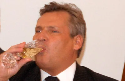 januszzczarnolasu - > In vino veritas - W winie prawda

@republikaninPL: ( ͡° ͜ʖ ͡°...