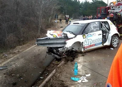 rentonB - @tptak: Clio jezdzil najczesciej, wypadek mial w skodzie