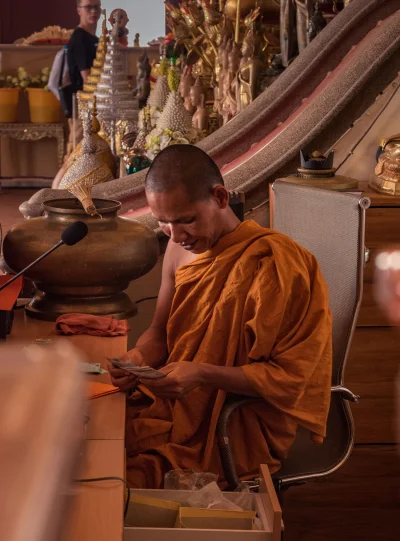 cmenti - Hajs się musi zgadzać 
#tajlandia #buddyzm #fotografia #tworczoscwlasna
in...