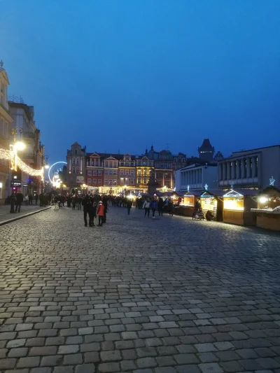 dzieju41 - Mirki #szczecin tutaj w Poznaniu mają fajną atmosferę na rynku. Pozdrowien...
